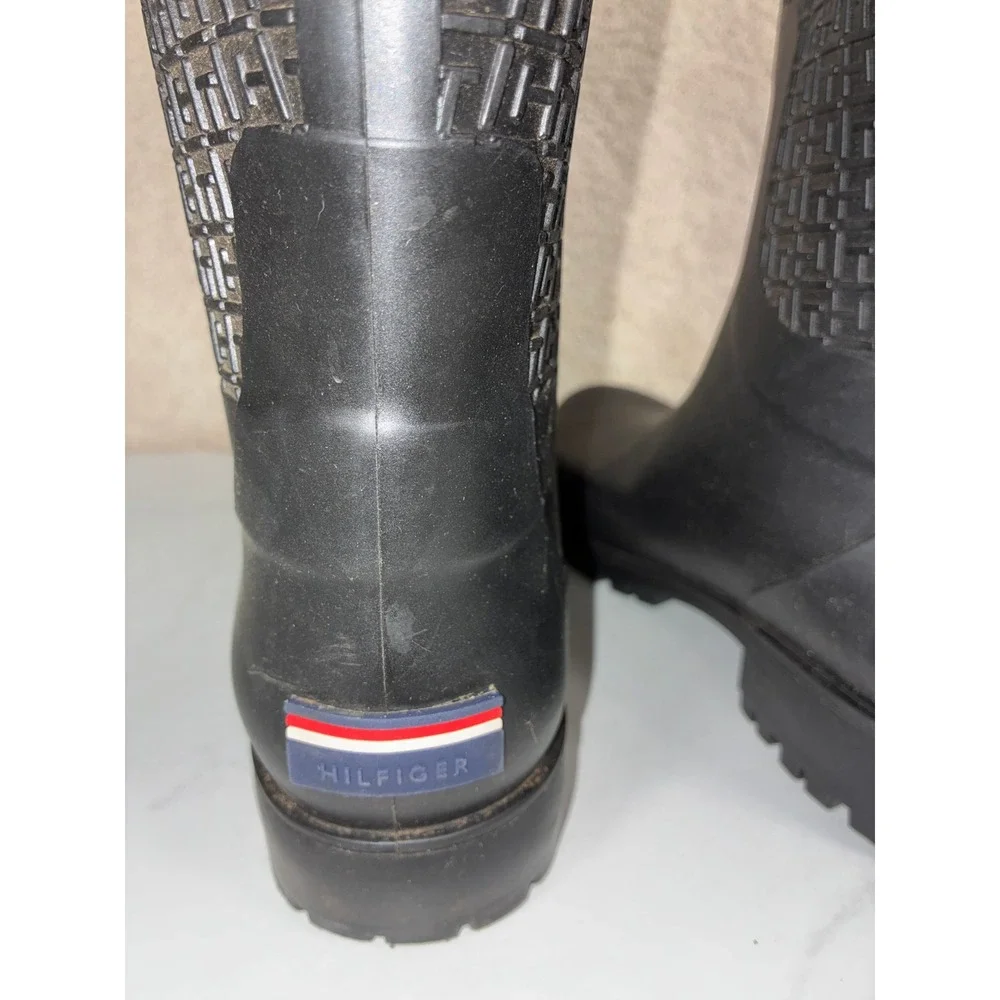 Tommy Hilfiger Black Rain Boots - 10 - Monogram Logo Lug Sole #Preppy #RainyDay